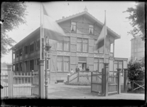 GN2959 Hotel Ons Genoegen; ca. 1910