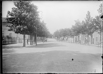 GN5051 De Dorpsstraat in Nieuwenhoorn; ca. 1920