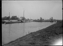 GN5087 De brug bij de Vlotbrug; ca. 1920