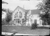 GN5122 Villa op de hoek van de Itersonlaan en de Duinlaan; ca. 1920