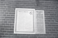 B1040 De Bevrijding - proclamatie op het stadhuis; 9 mei 1945