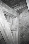B1154 Restauratie van de Catharijnekerk - constructie van houten balken; ca. 1959