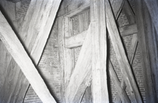 B1157 Restauratie van de Catharijnekerk - constructie van houten balken; ca. 1959