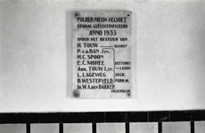 B1219 Plaquette ter herinnering aan de elekrificatie van het gemaal Hein in Hellevoetsluis.; 14 mei 1981