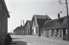 B1317 De Rijksstraatweg in Nieuwenhoorn; ca. 1955
