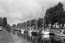 B1290 Reünie van de leden van de Stichting Stamboek Ronde en Platbodemjachten; 1 augustus 1993