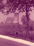 C0013 De Sint Catharijnekerk met op de voorgrond de inlaatsluis in de vest; ca. 1965