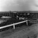 C1569 Bouw van een brug over het Kanaal door Voorne; 7 februari 1961