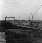 C1666 De bouwput van het sluizencomplex voor de Haringvlietdam; 3 juni 1960
