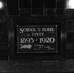 C1966 Gedenksteen in de Christelijke School in Tinte; ca. 1995
