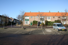 F0587 Parkeerplaats voor het Dorpscentrum De Korstanjerie; 6 januari 2008