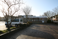 F0593 Parkeerplaats voor het Dorpscentrum De Korstanjerie; 6 januari 2008