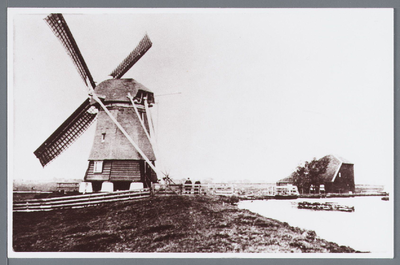 WAT002002811 De Schaalsmeermolen’’ aan de oostkant van de Schaalsmeerpolder. Gebouwd in 1631 als poldermolen en ...
