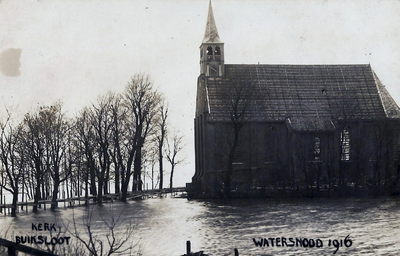 UPL000000042 Buiksloot.Watersnood 1916. Kerk omgeven door water