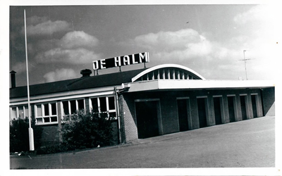 UPL000000129 Purmerend, Wagenweg. Coöperatieve bakkerij De Halm 