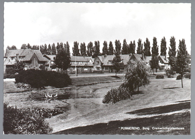 WAT001012500 Burgemeester Cramwinckelplantsoen met op de achtergrond het zgn Rode Dorp