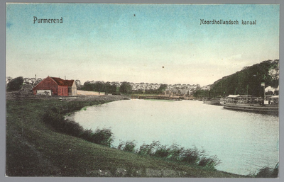 WAT001012634 Hier rechts vaart een passagiersschip van De Eensgezindheid.In 1889 werd een stoomvaart maatschappij met ...