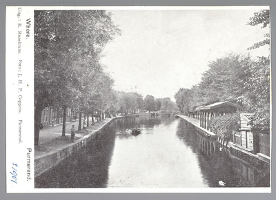 WAT001013078 Rechts de Venediën met visbank/vismarkt en links de Weerwal en in het midden achteraan de Bierstekersbrug.