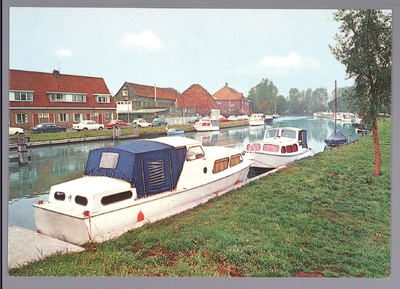 WAT001013087 De Where met een aantal plezierboten.