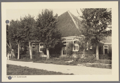 WAT001000819 Stolpboerderij van de heer C.Honingh in Zuiderwoude