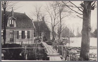 WAT001000829 Havenrak Broek in Waterland in 1916 overspoeld met water. Na de zware noordwester storm brak in januari ...