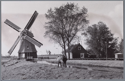 WAT001001543 Kathammer molen in Katwoude. Gebouwd in 1896. De Kathammer bemaalt de polder Katwoude/Hoogedijk. Op 5 ...