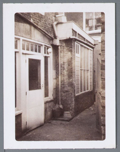 WAT001002812 Een steegje aan de achterkant van de Breedstraat.