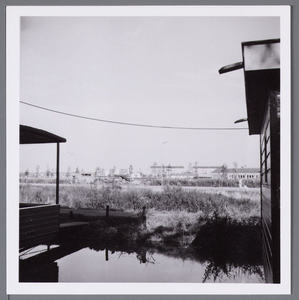 WAT001003079 Hoornselaan met in het midden een aantal flats aan het Cavaljéplein.