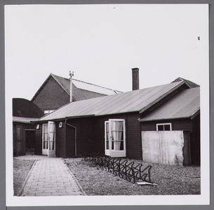 WAT001003989 Gebouw Irene, deze stond achter de Gereformeerde Singelkerk.