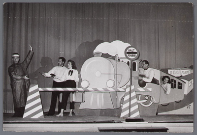 WAT001004670 Toneelvereniging Leo XIII.Cor Slooten en Jaap de Vries.