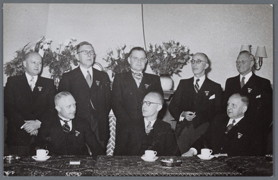 WAT001004948 25 jarig bestaan Comité Purmerend Markstad in restaurant Bellevue .