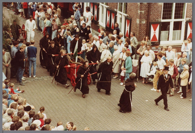 WAT001005430 Purmerend 500 jaar marktstad. Historische optocht