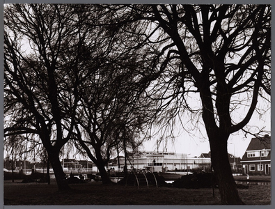 WAT001008663 Midden: Hoornsebrug .Midden achter: postkantoor hoek Hoornselaan, Gedempte Where.