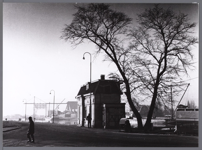 WAT001008949 Overzetveer Het Pontje de Boer rechts het Noord-Holland kanaal