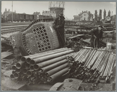 WAT001015853 Sloop locomotieven N.S. door de fa. de Boer en Slooten. Bij overgang van stoom- of diesel- en elektrische ...