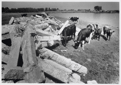 WAT003006025 Beton afval