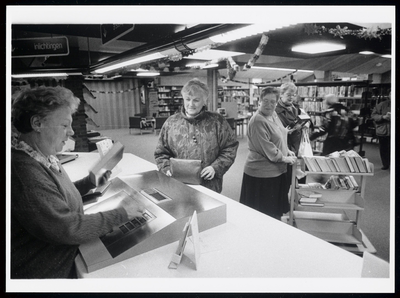 WAT003006285 Bibliotheek