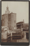 foto-30197 Paktuinen met Drommedaris te Enkhuizen omstreeks 1900, 1900
