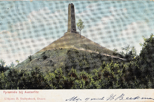 2 Marmontberg (Pyramide van Austerlitz) gebouwd in 1804 door Generaal Auguste de Marmont die er Camp D'Utrecht voor had ...