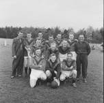 2024 Deventer - Persfotograaf D.W. Nijland : Elftal van de Deventer voetbalvereniging De Gazelle Opgericht 3 mei 1908.