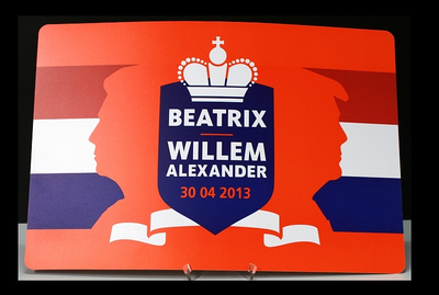 JMD-OR-1482 Placemat, placemat, ter herinnering aan de inhuldiging van Willem-Alexander.
