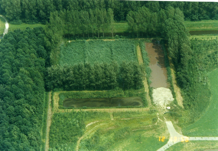 1267 - Ontgrondingen: Flevohof vloeiveld Z 65 op 12 juli 1991. Aanzicht vanuit het westen