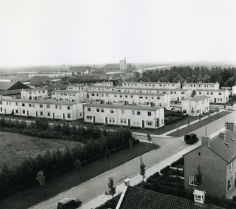 2366 - De systeemwoningen Nijverheidsbuurt in Emmeloord zijn in de begin jaren vijftig gebouwd