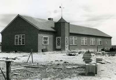 2382 - Administratiegebouw van de Dienst der Zuiderzeewerken 1948. Nu kantoor schoolbegeleidingsdienst