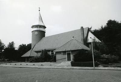 2407 - Rooms katholiek kerk van Luttelgeest werd gebouwd tussen 1954 en 1957