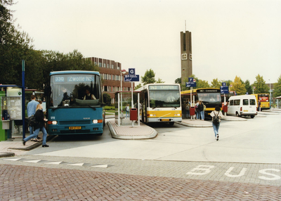 3931 - Het vernieuwde busstation in Dronten