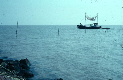 1766 - Vissersboot op het IJsselmeer