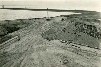 481 - Noordwestelijke aansluiting meerdijk aan bouwput Ketelhaven