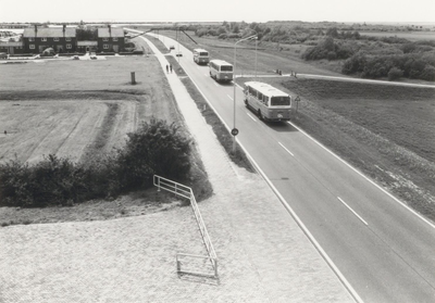 87 - Vast punt 12: de Harderbosweg, vanaf gemaal 'Lovink' bij Harderwijk, gezien in zuidwestelijke richting