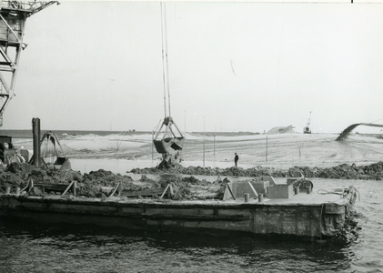 761 - Maken van landhoofden voor de Ketelbrug